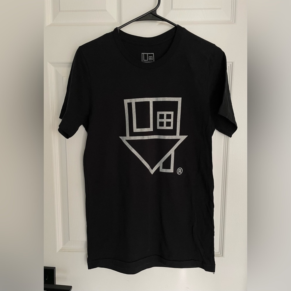 The Neighbourhood | Silver House Tee